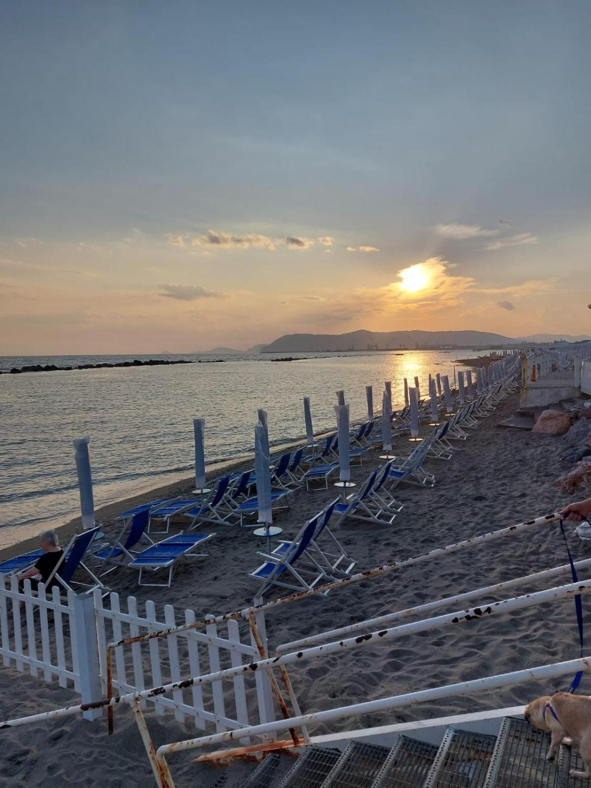 Appartamento Al Mare Di Liguria E Toscana Марина-ди-Масса Экстерьер фото